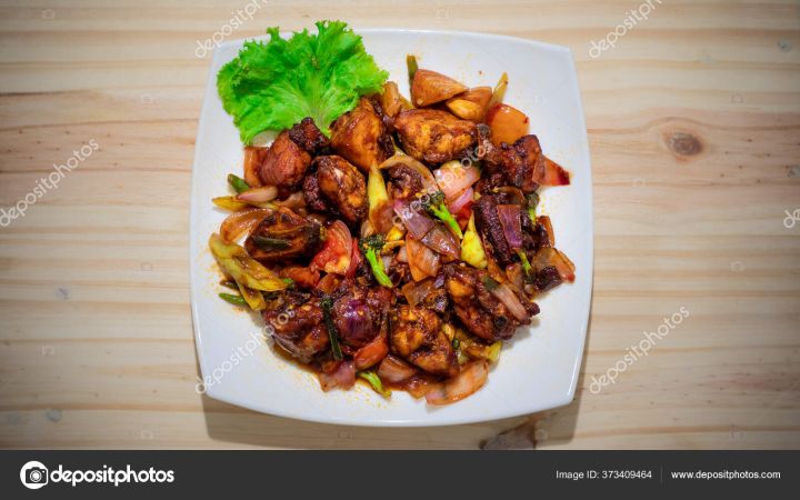 depositphotos_373409464-stock-photo-sri-lankan-devilled-chicken-cuisine.jpg